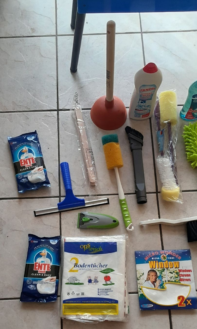 Tutti gli attrezzi: Flohmarkt – Usato da Adlikon b. Andelfingen venduto da Kraemse 4