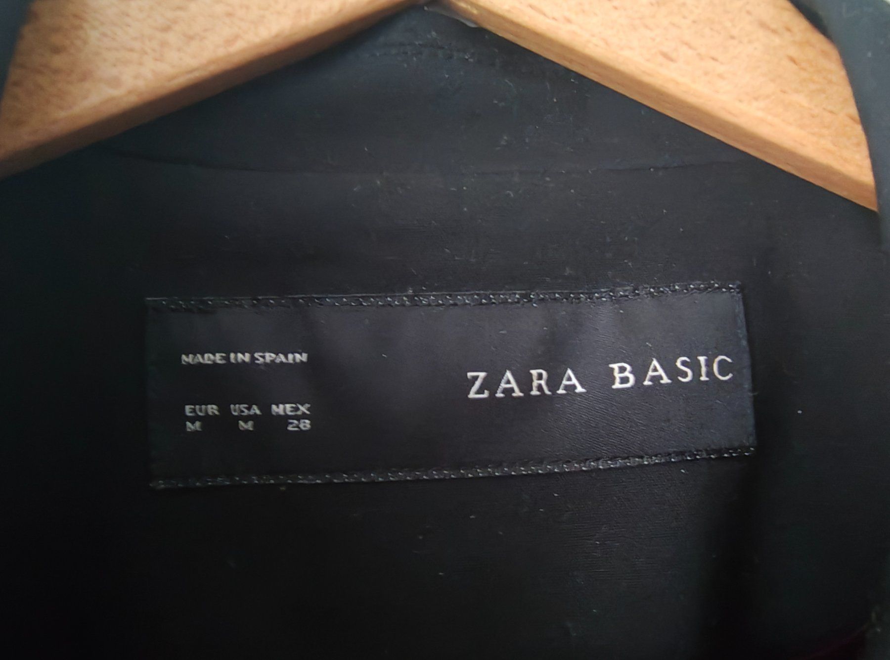 Zara Giacche: Schwarzer Blazer von Zara gr.M – Usato da Winterthur venduto da Husakeva 1