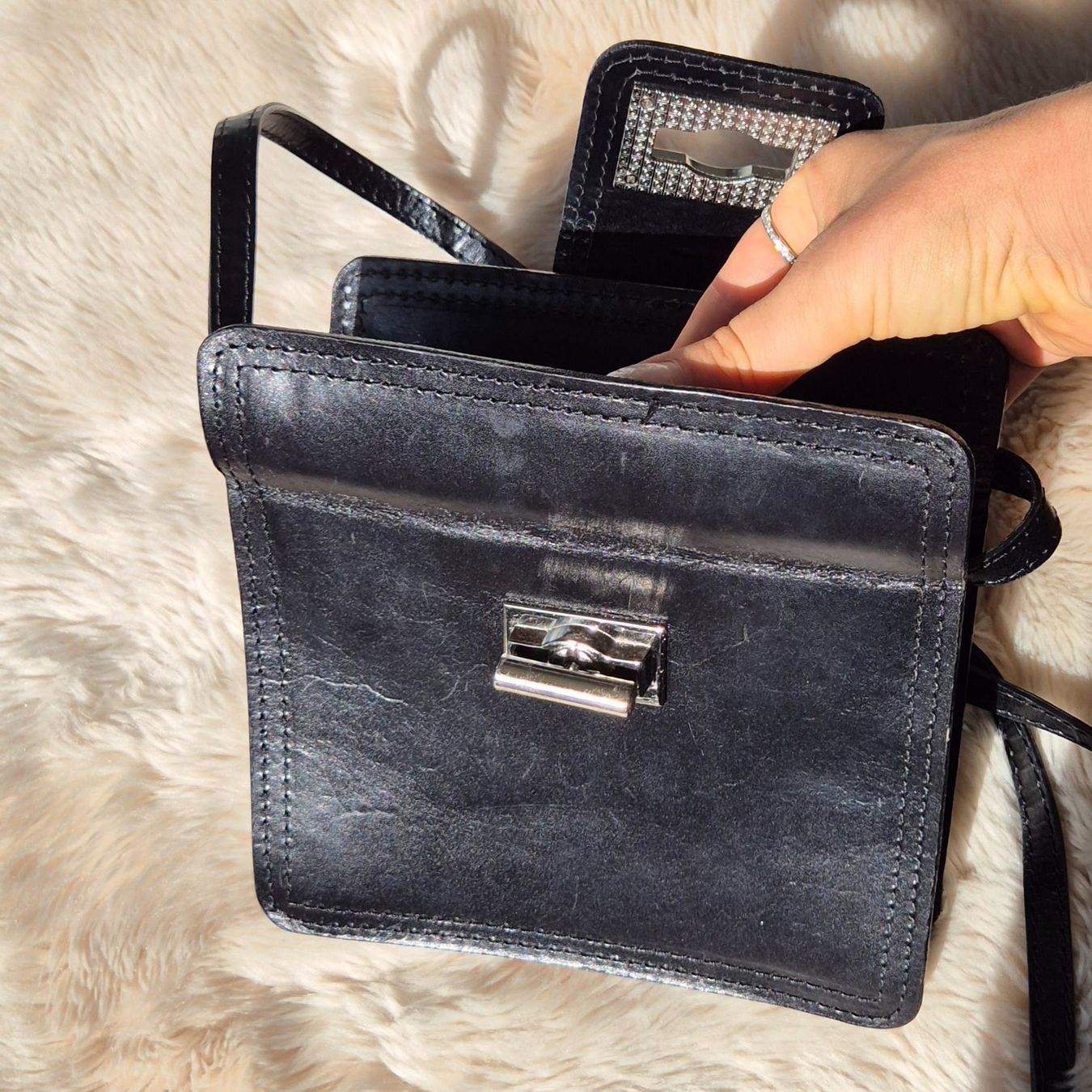 Taschen für Damen: LEDERTASCHE LEDER TASCHE SCHWARZ MINI CLUTCH BASIC,  TOP – Gebraucht aus Elsau von the-colorful-side 3