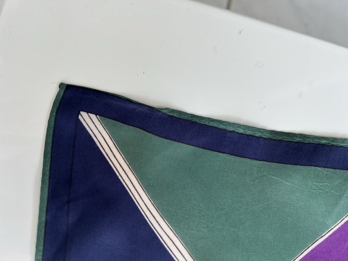 Foulard & Sciarpe: Vintage Scarf Geometric Pattern Silk Brand Vera Neumann – Usato da Saland venduto da ele_vc96 3