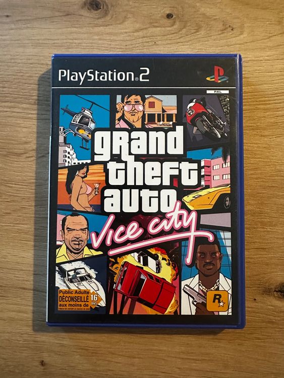 Action Replay Spécial GTA Vice City Sur PS2 - Complet Et En Français - Très Bon état