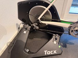 Tacx Neo Smart Trainer (1st gen) - direct drive