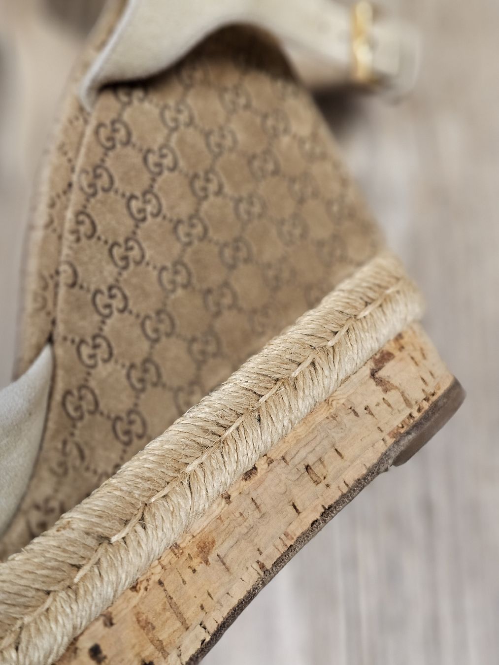 Gucci Damenschuhe: Gucci Keilabzatz Sandalen – Gebraucht aus Zürich von finesse.shop 5