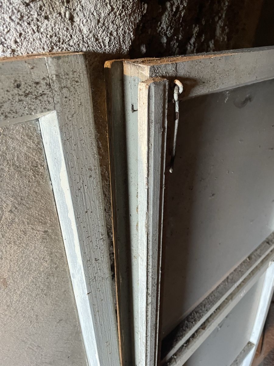 Finestre: Altes Holzfenster – Usato da Au TG venduto da and_k8st 1