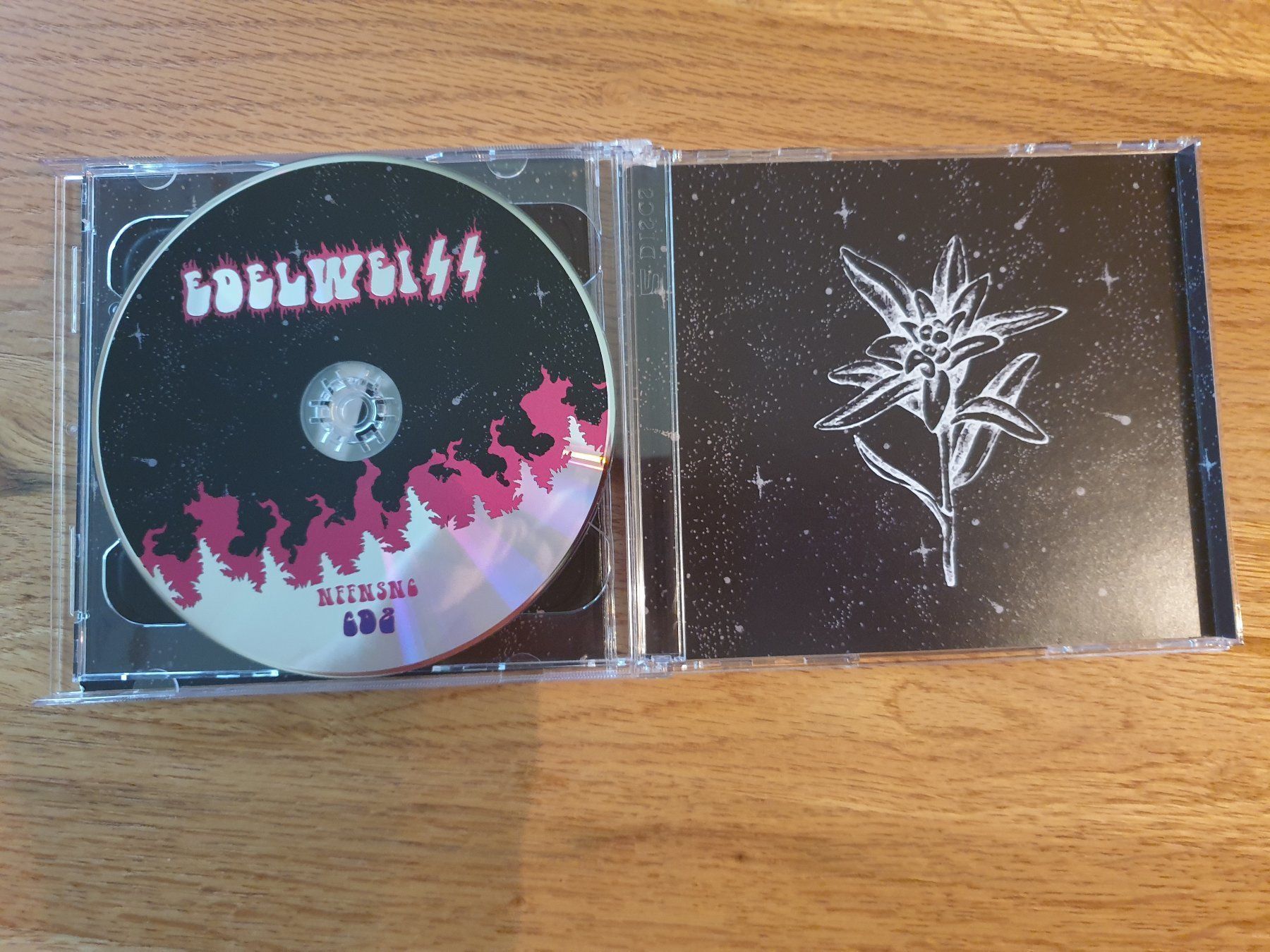 CD: Edelweiss NFFNSNG – Nuovo e nell'imballaggio originale da St.Gallen venduto da Capsule_Corporation 3
