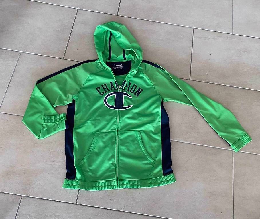 Hosen: Training/Jogging 162-167cm CHAMPION – Gebraucht aus Poliez-le-Grand von Mims82 2