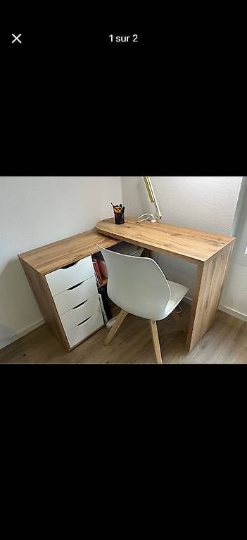 Schreibtische: Bureau pivotant  – Gebraucht aus Monthey von jen_5bgh