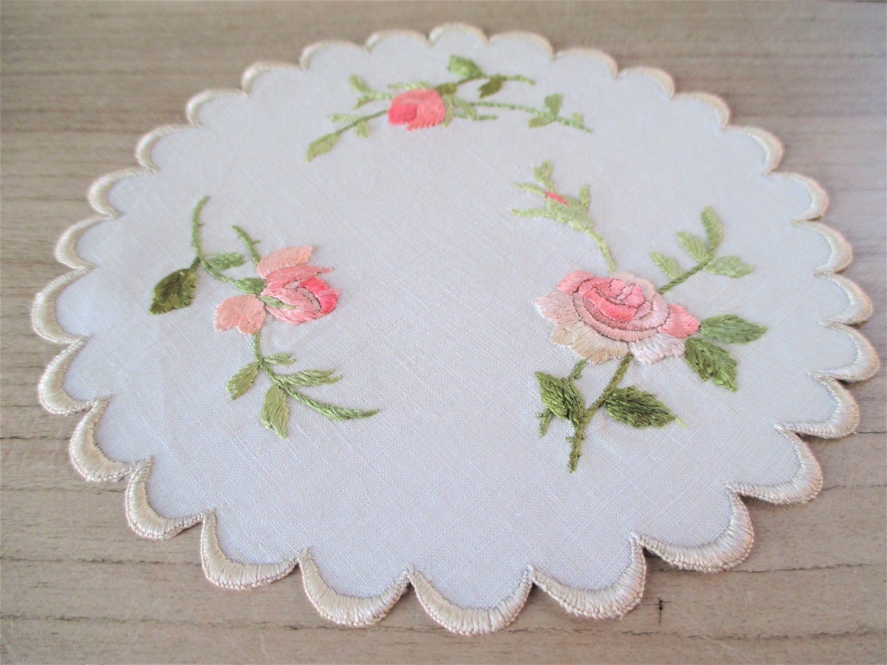 Sottobicchieri: 8 Jugendstil Untersetzer Seide Rosen – Usato da Rorschacherberg venduto da cavengia 3