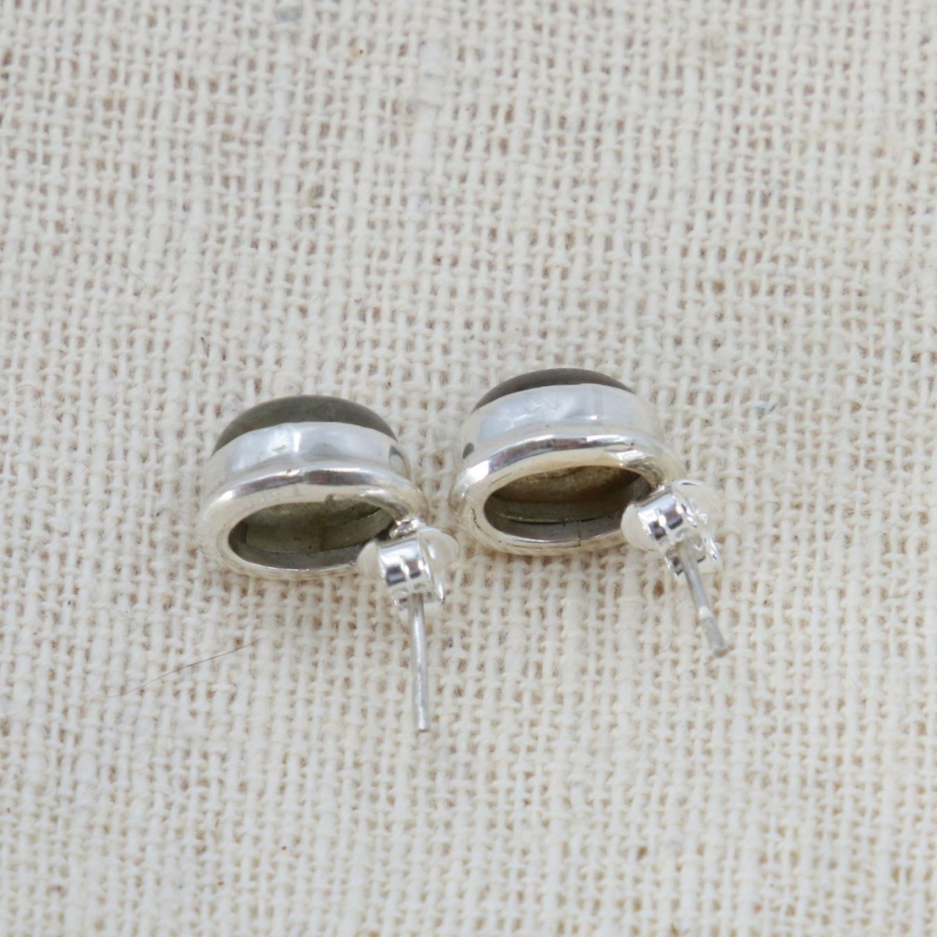 Orecchini pendenti & Orecchini a lobo: Labradorit Ohrstecker Silber 925 Sterlingsilber Ohrringe – Nuovo e nell'imballaggio originale da Bad Salzdetfurth venduto da Weltenbummler-Shop 2