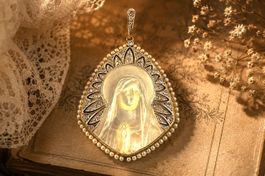 Jugendstil Madonna Anhänger Perlmutt Diamanten um 1910
