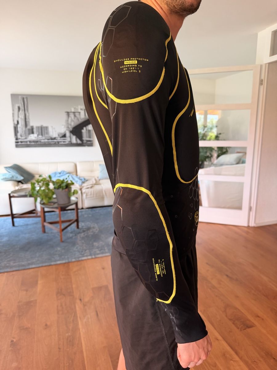 Protections: Safe-Max Protektorenhemdrift / Level 2 – Gr. S 46-48 – D'occasion à Richterswil par Denhaltnoed 1