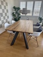 Esstisch Eiche Massivholz mit Metallgestell gebraucht