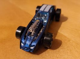 OVERBORED 454 T - 1:64 – HOT WHEELS 2005