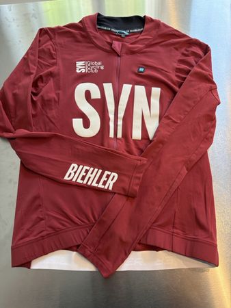 SYN SYNDICATE TRAINING LANGARM RADTRIKOT CRIMSON L(75)