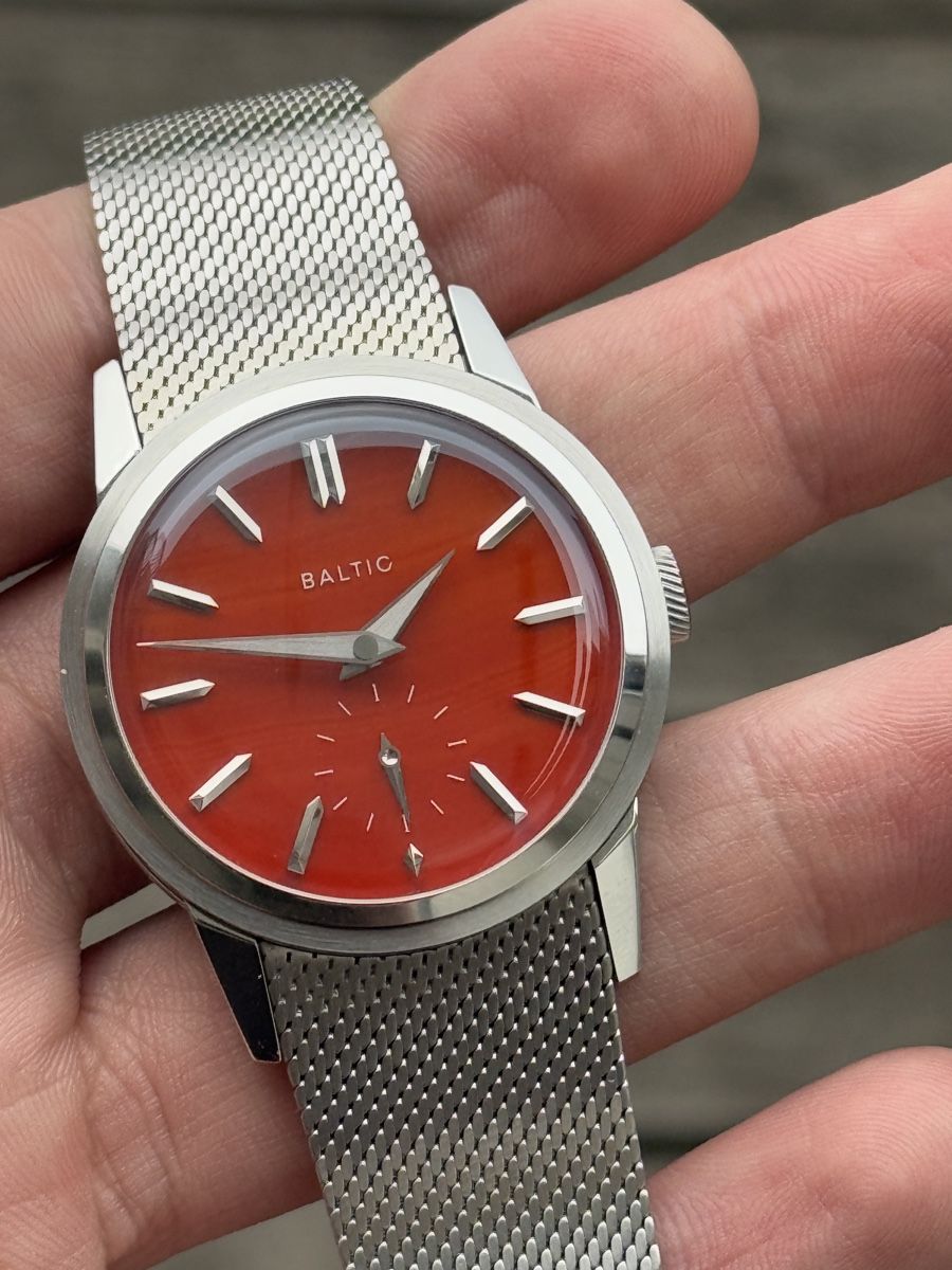Baltic Orologi: Baltic Prismic 'Red Agate Stone Dial' – Nuovo (secondo la descrizione) da Zürich venduto da Kit_90