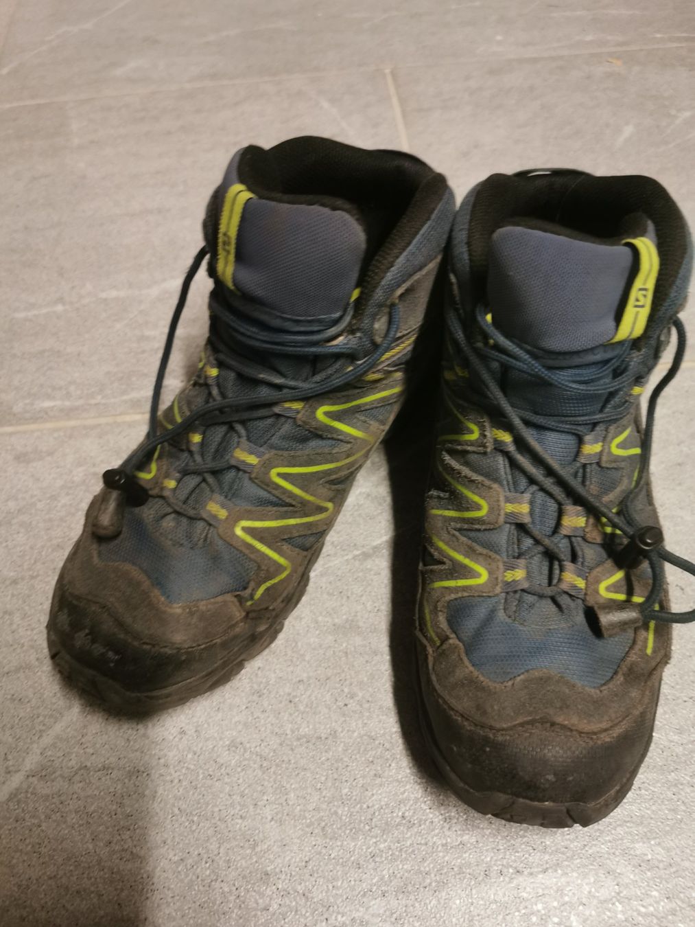 Salomon Scarpe per ragazzi: Salomon Wanderschuhe Waterproof Gr. 36 – Usato da Konolfingen venduto da torina85