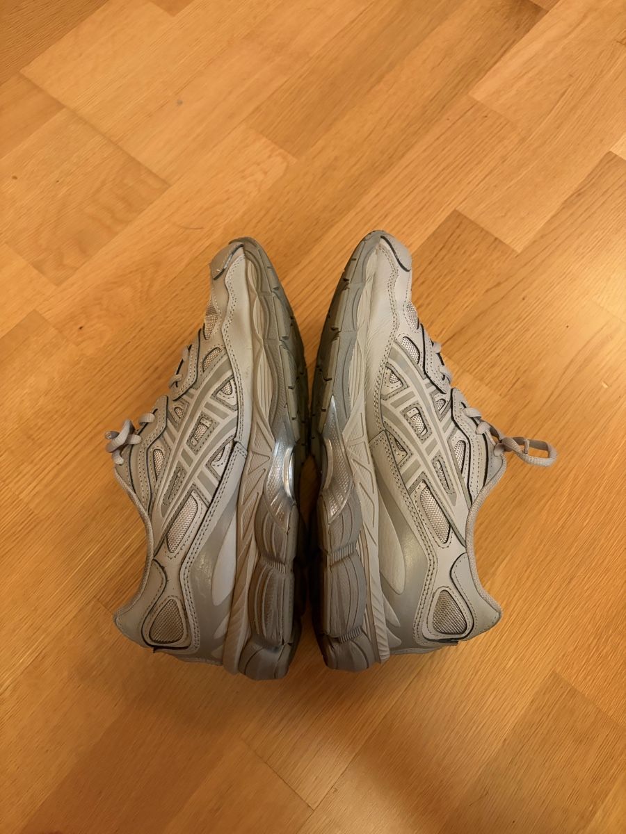 Asics Scarpe da uomo: Chaussures asics – Nuovo (secondo la descrizione) da Lens venduto da lam_ty5z 2