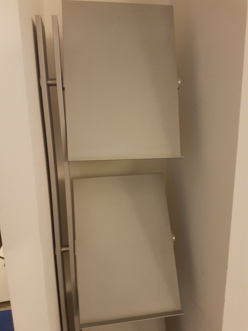 Altro in Decorazioni & Accessori: Prospekthalter in silber/grau – Usato da Zürich venduto da Zapro 4