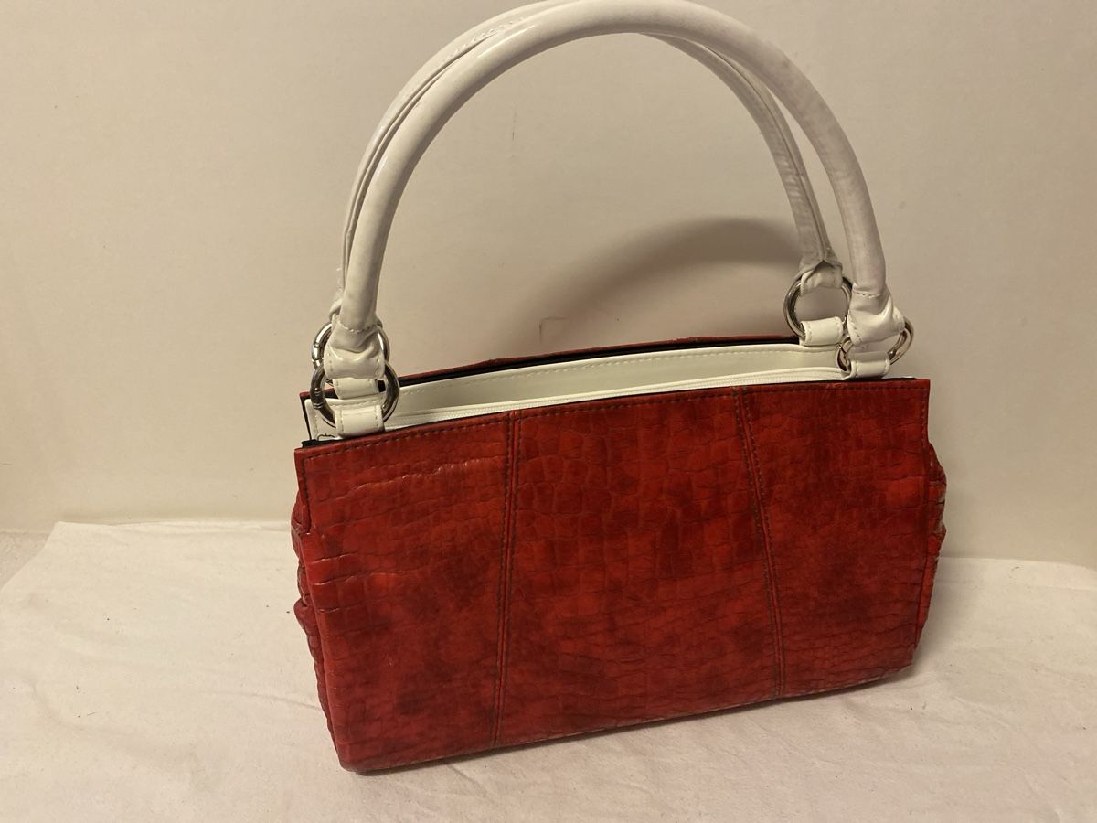 Borse da donna: Rote Handtasche MICHE Bag shells Classic – Usato da sursee venduto da trilli-tralli 4