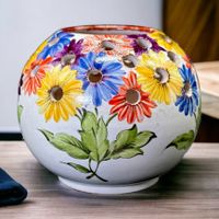 Vase pique-fleurs en céramique peinte à la main motif floral