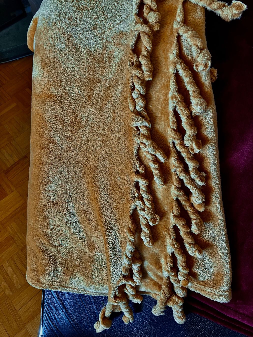 Coperte: 2 Kuscheldecken, Fleece/Samt – Usato da Olten venduto da Dickbrave 2