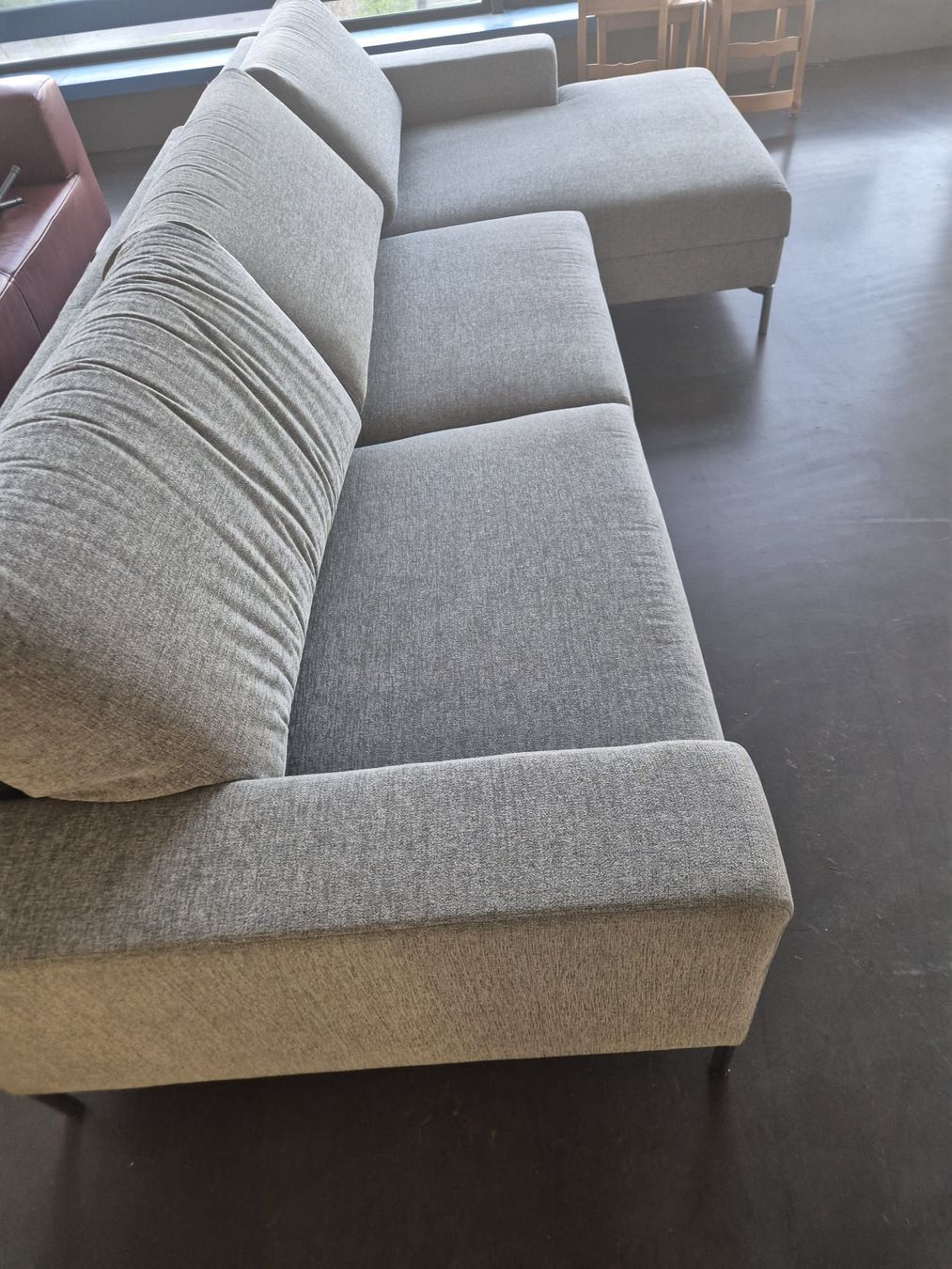 Sofas: Graues Ecksofa – D'occasion à Kloten par Valentina01 1