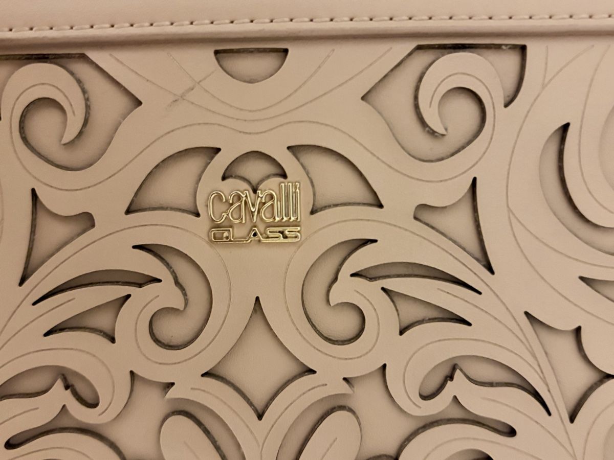 Roberto Cavalli Borse da donna: Handtasche Cavalli Class hellrosa Lasercut Design neu – Usato da Bauma venduto da duj_9dsw 5