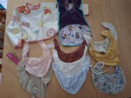 Lätzchen Set für ihr Baby 10-teilig guter Zustand