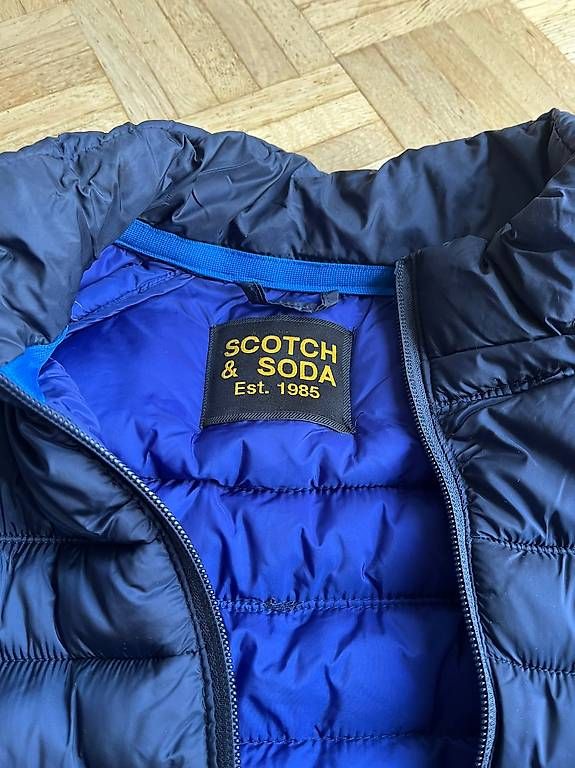 Jacken: Doudoune bleue Scoth & Soda – Gebraucht aus Carouge GE von sch_8yxg 1