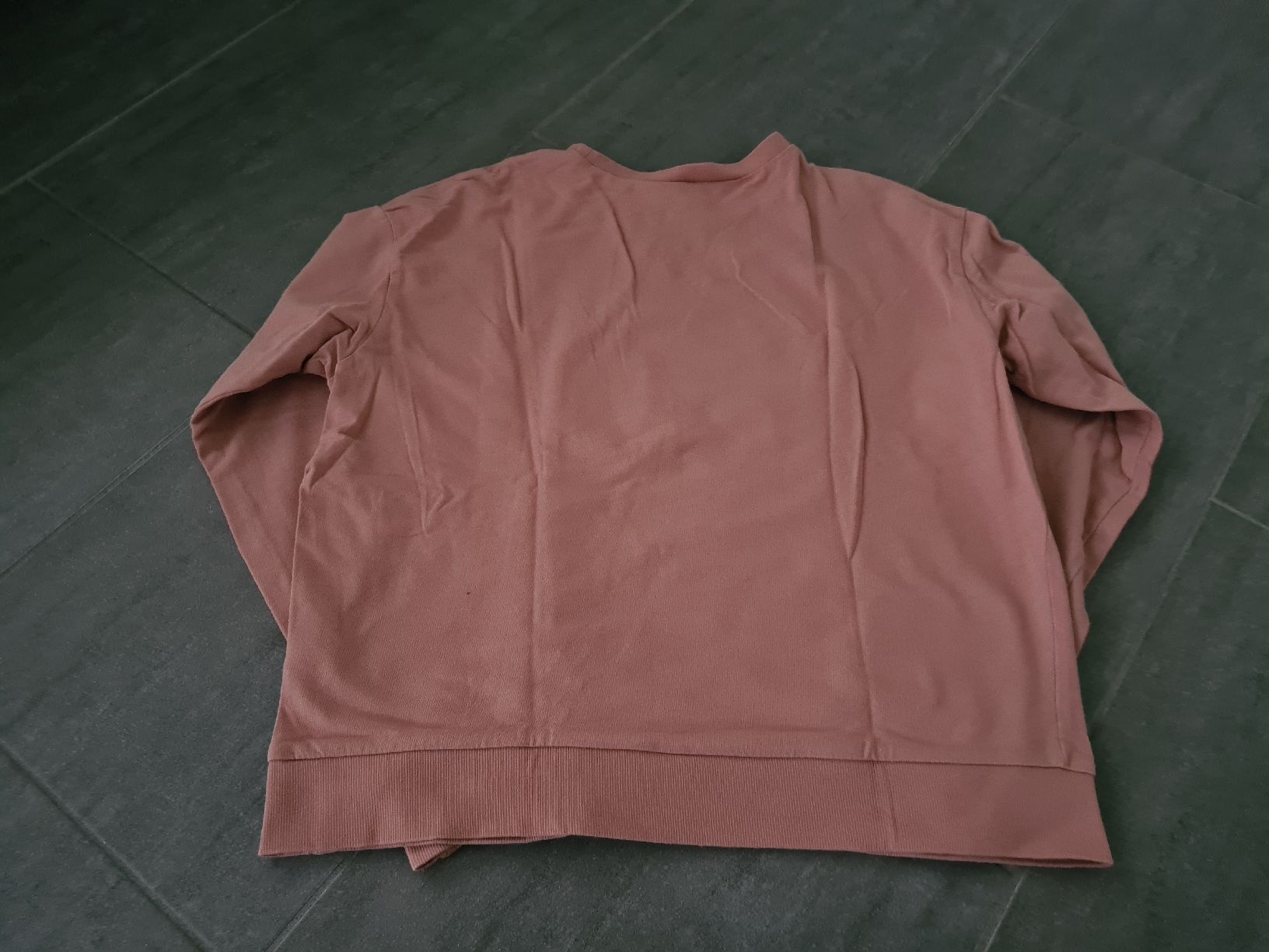H&M T-shirt: H&M Divided Pulli Gr.S – Usato da Mezzovico venduto da maemy 3