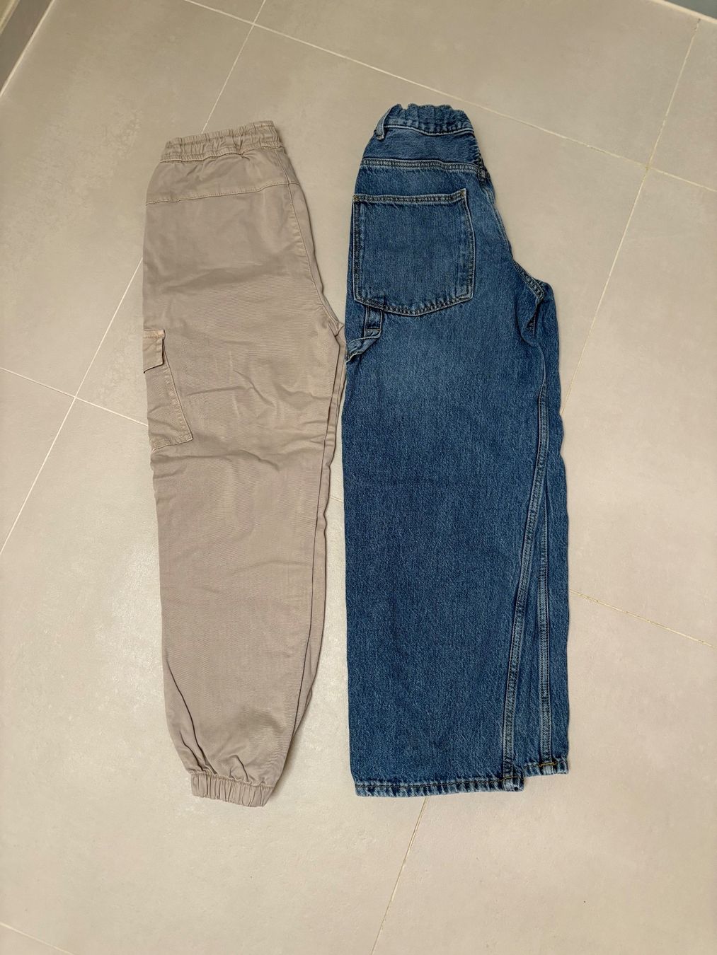 C&A Pantalons: Baggy Jeans & Hose 152 – D'occasion à Oberwil-Lieli par mil_z56m