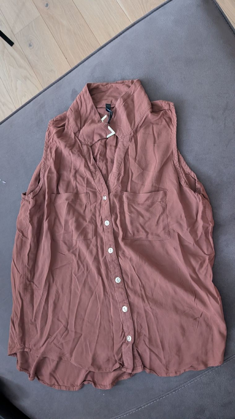 Blusen: ärmellose Bluse – Gebraucht aus Landquart von raa_g5ms