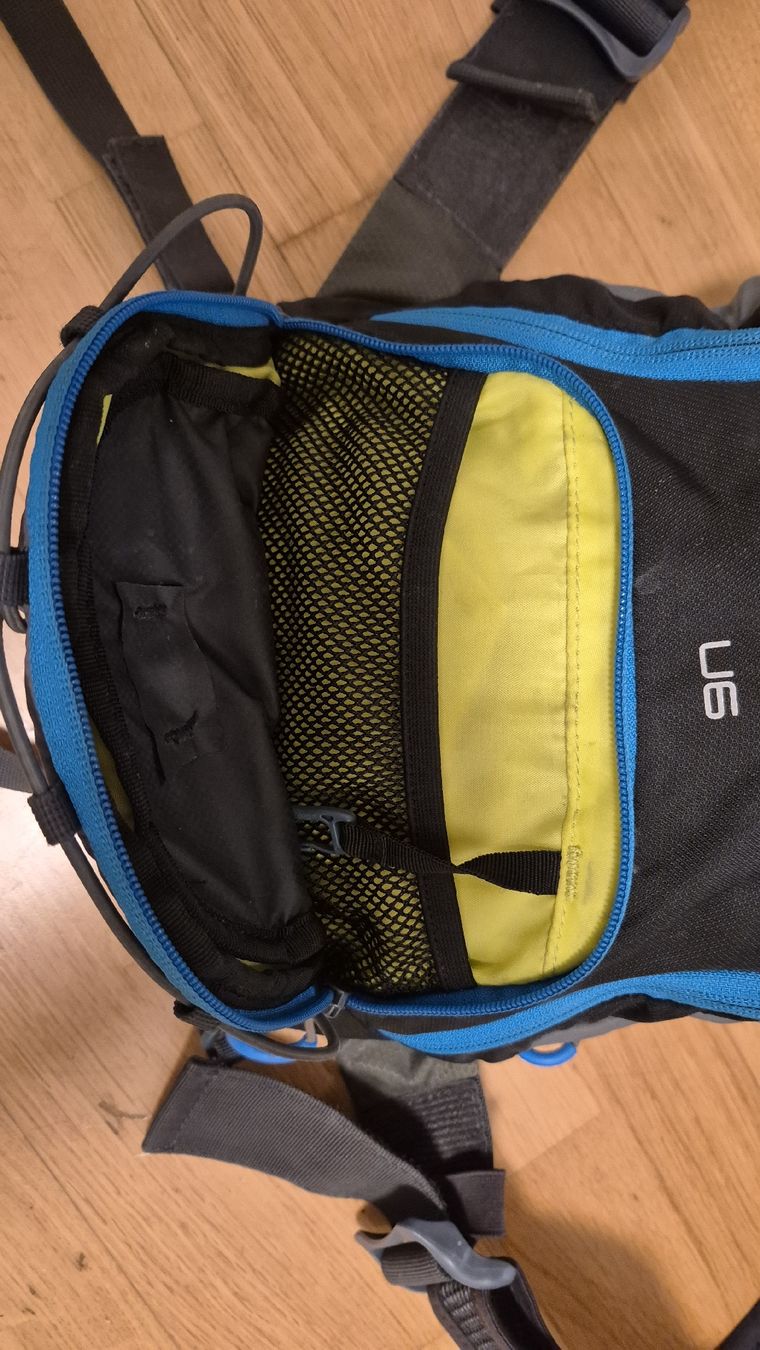 Shimano Rucksäcke: Shimano U6 Hydration Backpack black blue good condition – Gebraucht aus Zollikerberg von vaknor 6