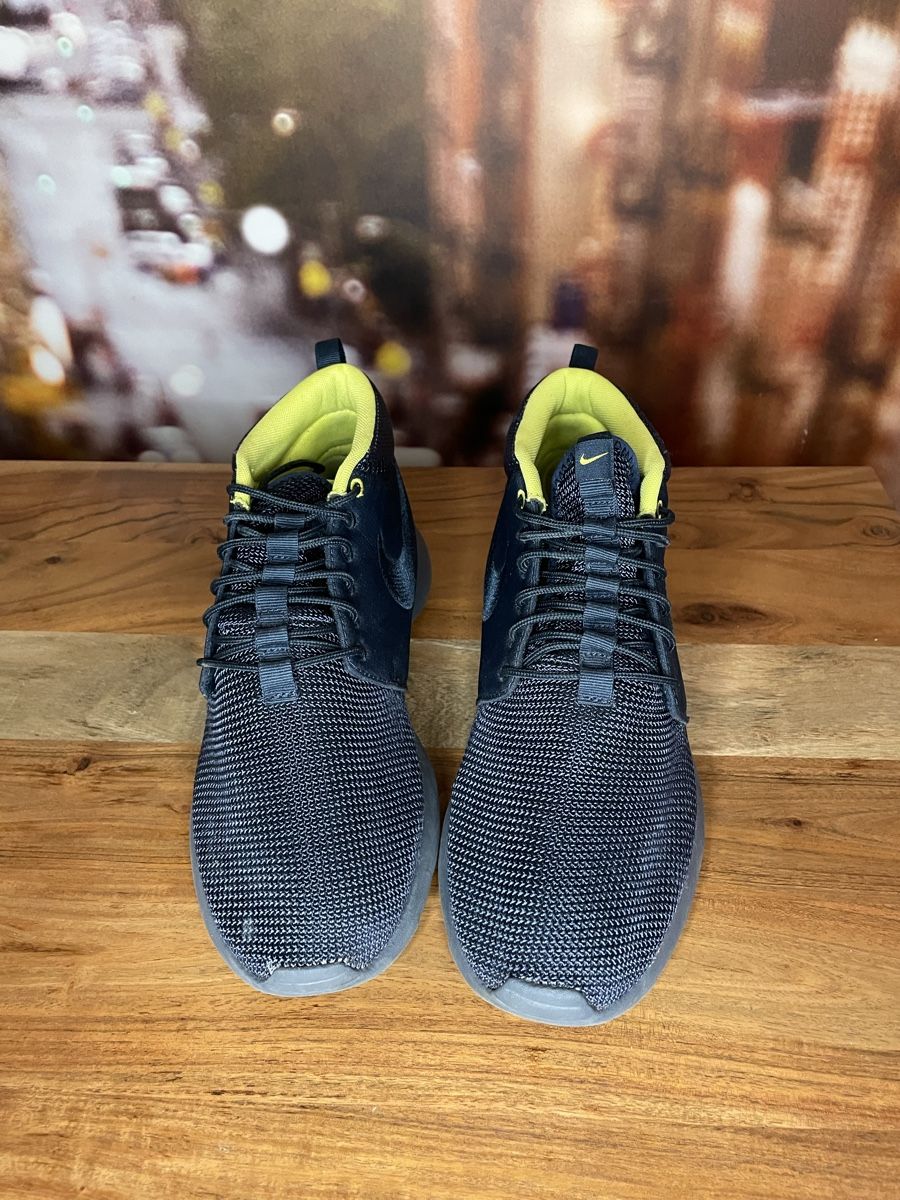 Scarpe da uomo: Nike Roshe Run Mid-Top Sneaker Gr. 42.5 – Usato da Bern venduto da Peeuee 2