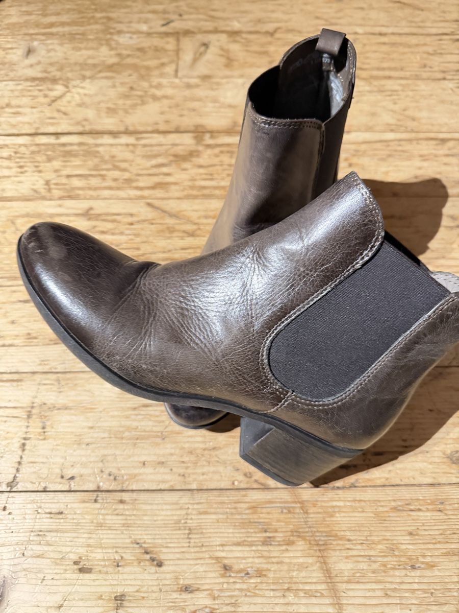 Scarpe da donna: Stiefelette von Leonardo Firenze – Usato da Donat venduto da troja007 1