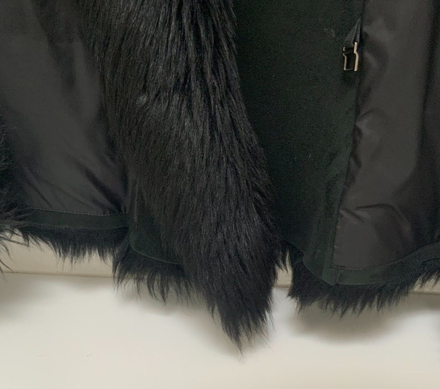 Giacche: Winterjacke schwarz von Elegance Gr. 42 – Usato da Wil SG venduto da horizonte254 6