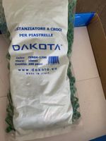 DAKOTA Distanzstuecke fuer Pia 10mm 200 Stk Neu