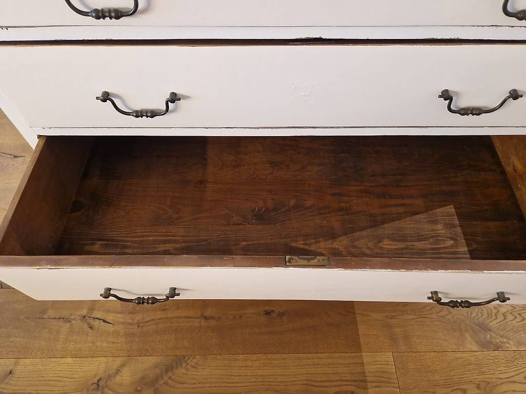 Cassettiere: Kommode im Vintage-Stil  Weiß/Creme – Usato da Waltenschwil venduto da Granulator 4