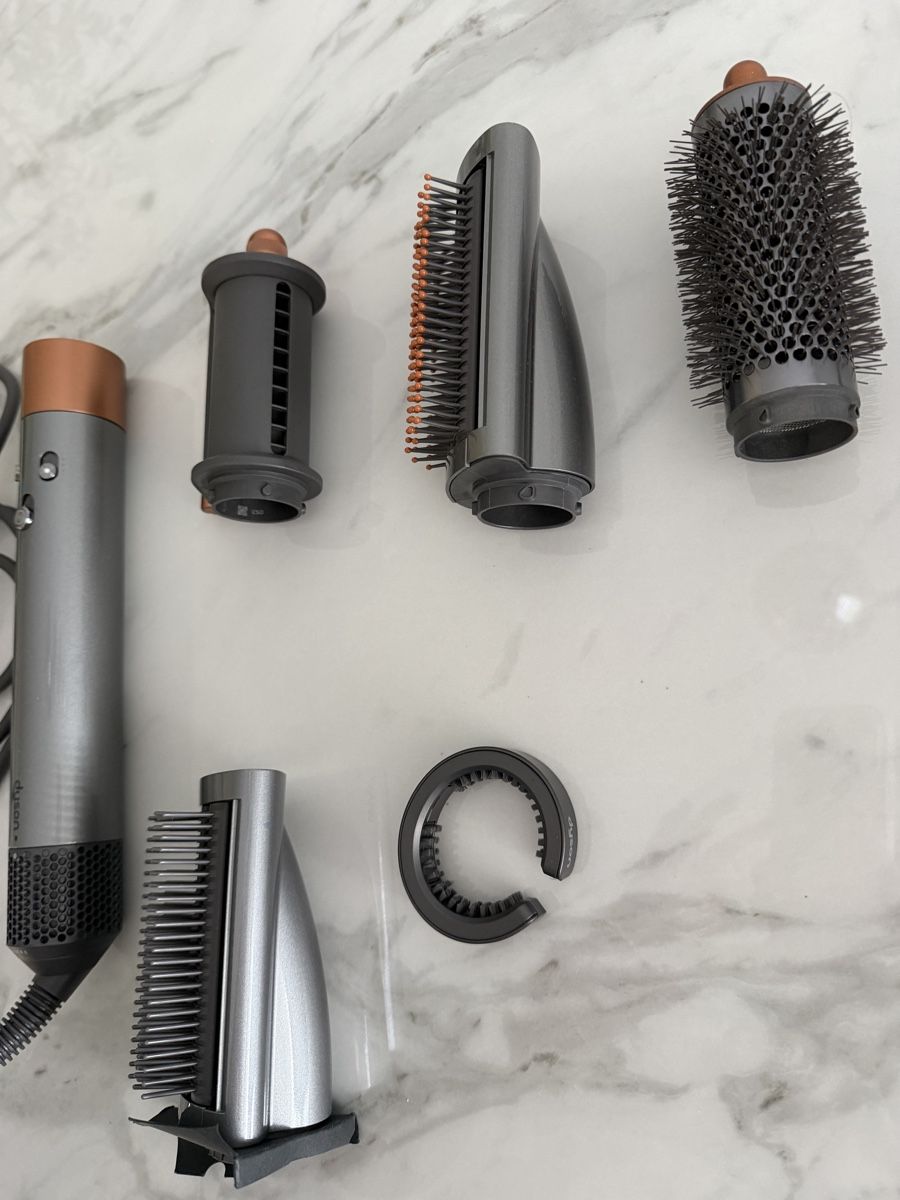 Dyson Sèche-cheveux: Dyson Airwrap  – Neuf (Voir description) à Perlen par fat_qr2h 2