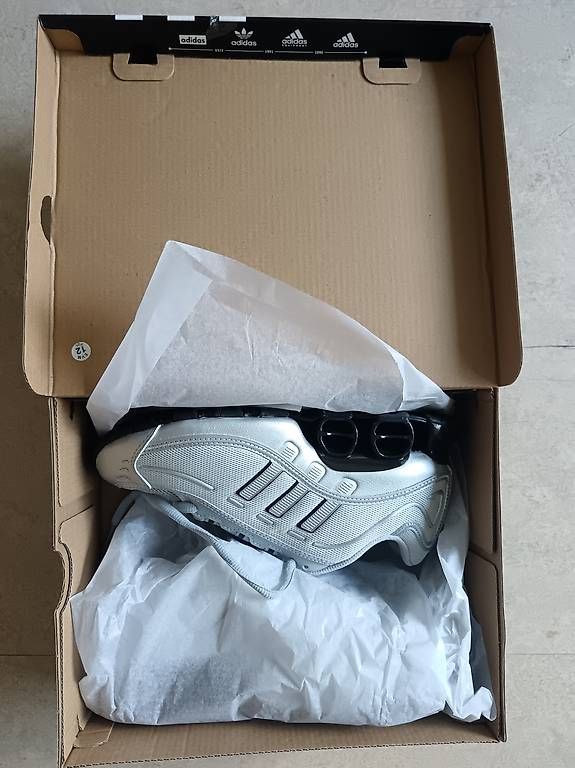 Herrenschuhe: Adidas Megaride Sneakers / size 38 2/3 – Gebraucht aus Glattbrugg von cam_wsk9 4