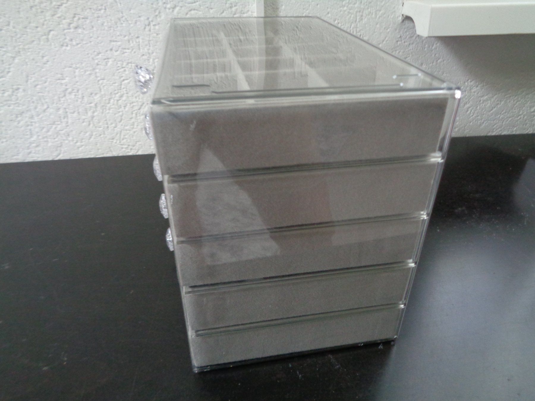 Portagioie: Schmuck Box mit 5 Schubladen (grau) – Nuovo e nell'imballaggio originale da Langenbruck venduto da Gumsi 2