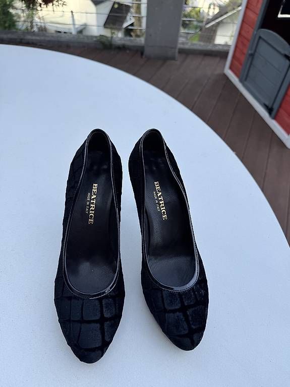 Scarpe da donna: Schuhe Grösse 40 – Usato da Uznach venduto da Drafensteiner