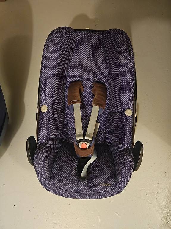 Maxi-Cosi Seggiolini per auto: Maxi Cosi Peeble and Pearl – Usato da Zürich venduto da Chantal_g 1
