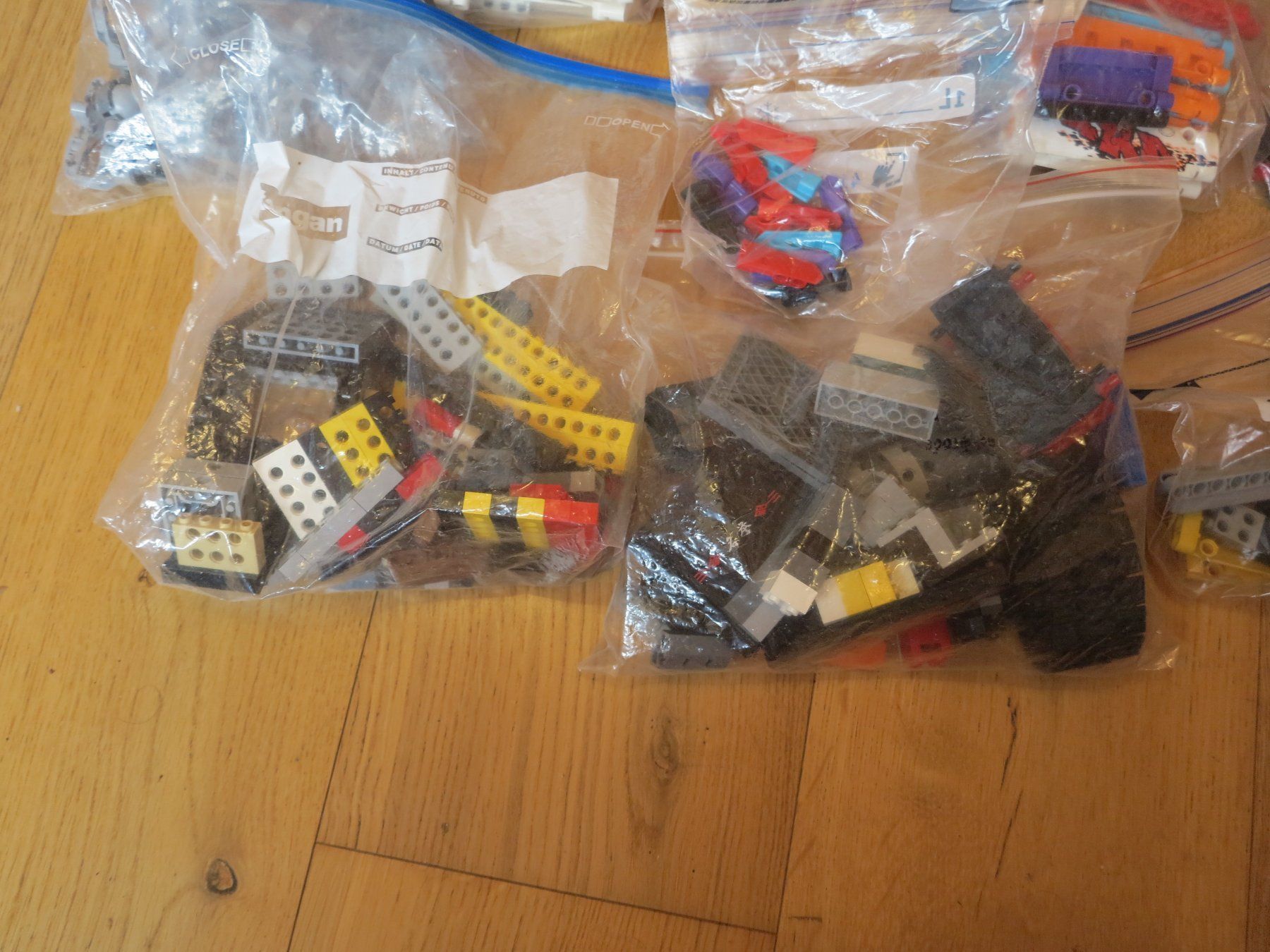 Lego Giocattoli: Lego ca. 1,4  kg. – Usato da Bettmeralp venduto da stermei 4