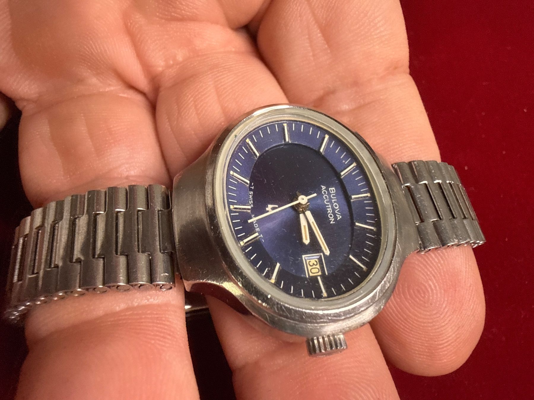 Bulova Montres: Bulova Accutron 32 mm – D'occasion à Pfeffingen par Allhandelklgwatches 1