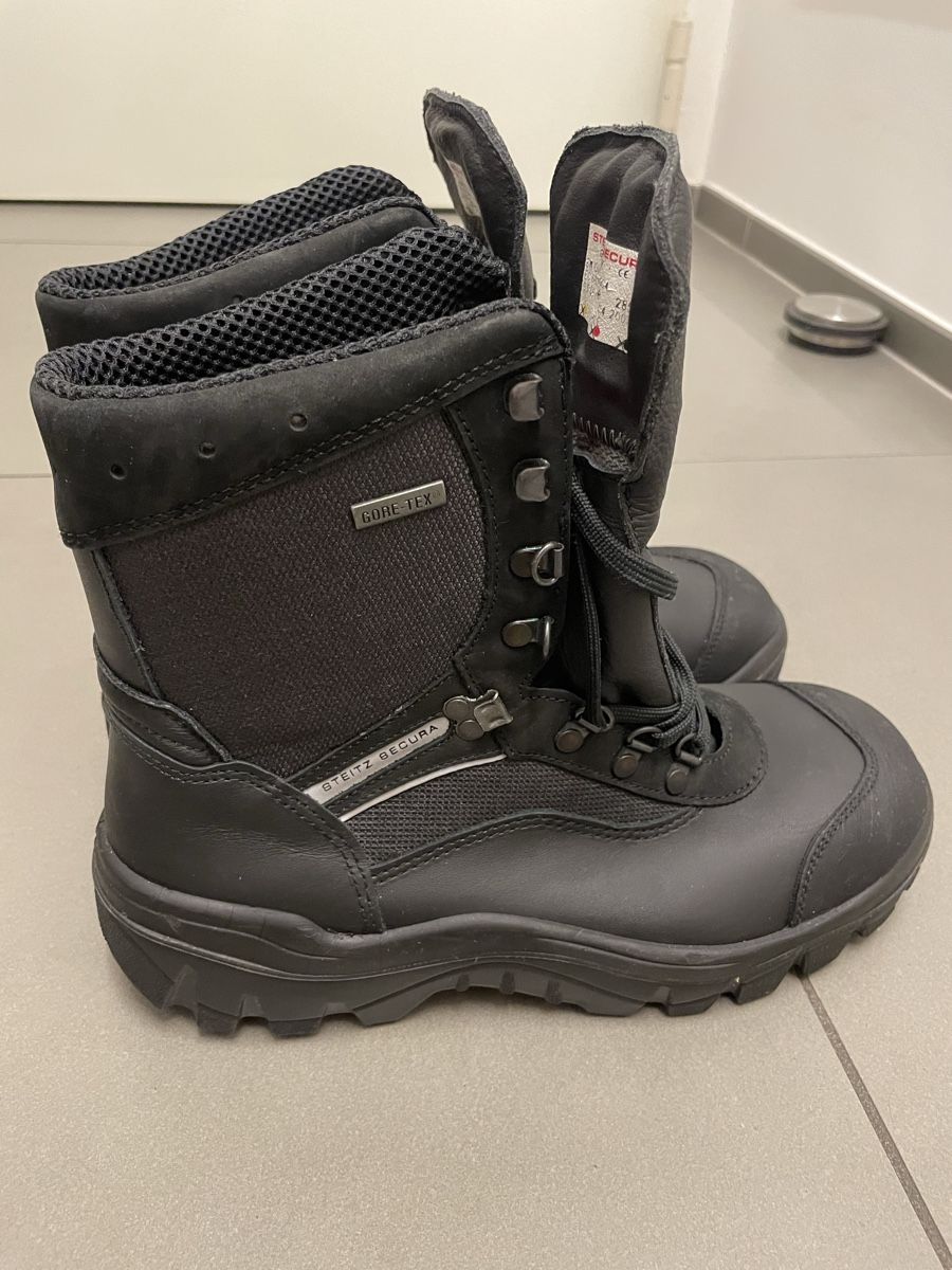 Scarpe da uomo: GORETEX reinforced leather boots – Nuovo (secondo la descrizione) da Morbio Inferiore venduto da fla- 1