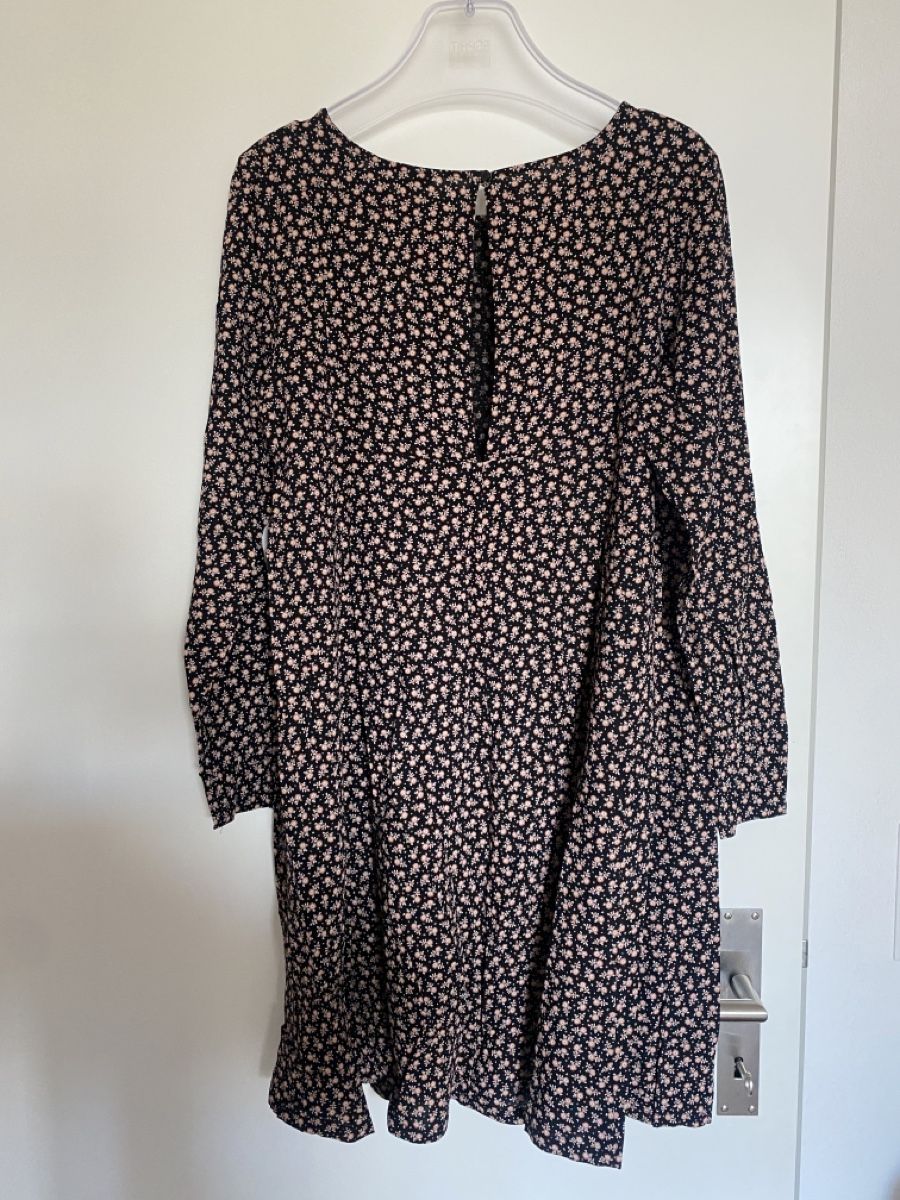 C&A Vestiti: Kleid Blumenmuster Gr. 42 Clockhouse – Usato da Muensingen venduto da drleevsy 2