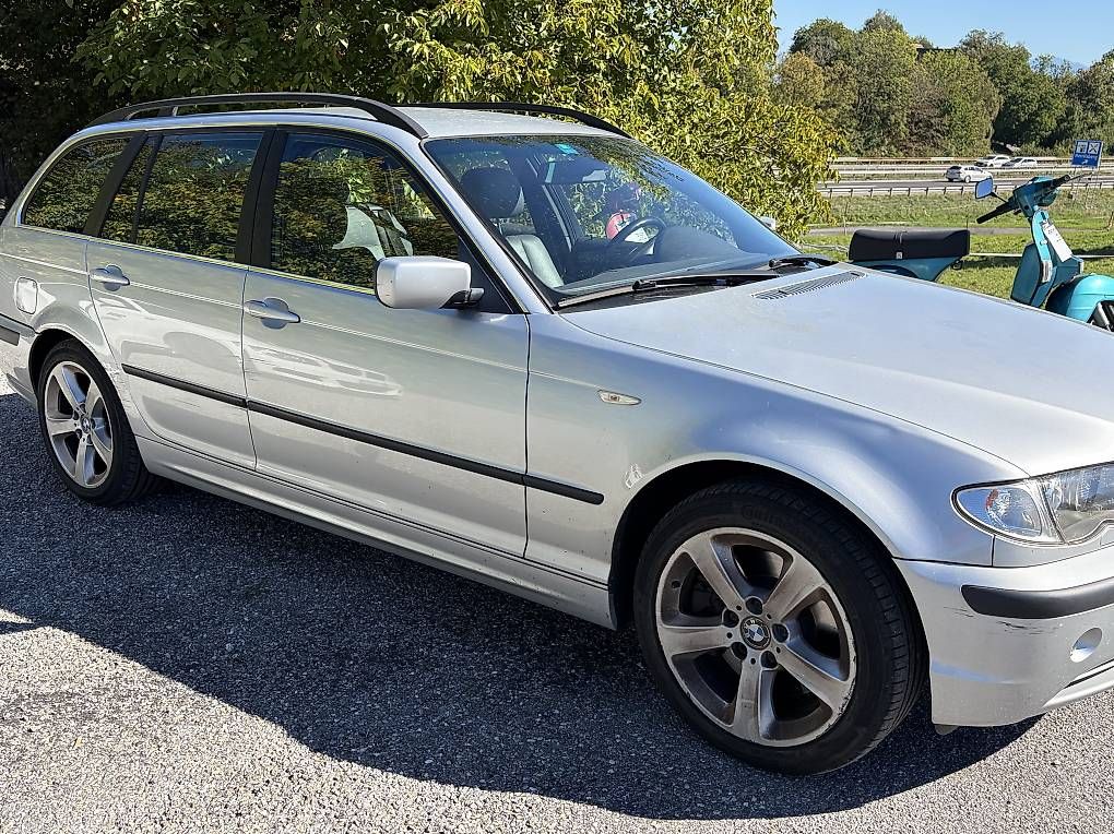 Automobili: BMW 330xi Touring – Usato da Wädenswil venduto da Nadeshkim1 1