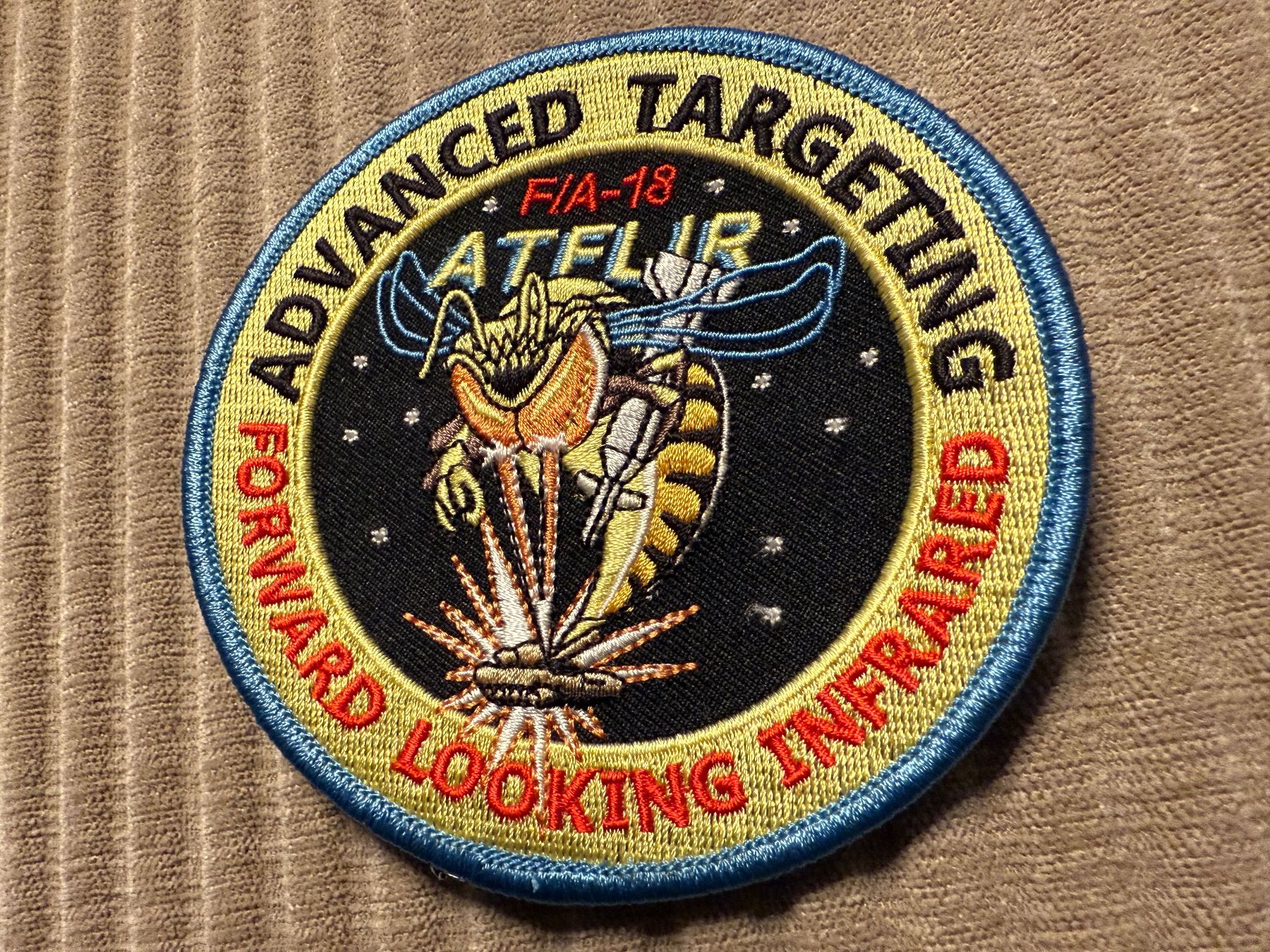 Schweizer Armee Placchette & Badge: Badge: ATFLIR F/A-18 - Schweizer Luftwaffe – Nuovo (secondo la descrizione) da Brütten venduto da Hst1