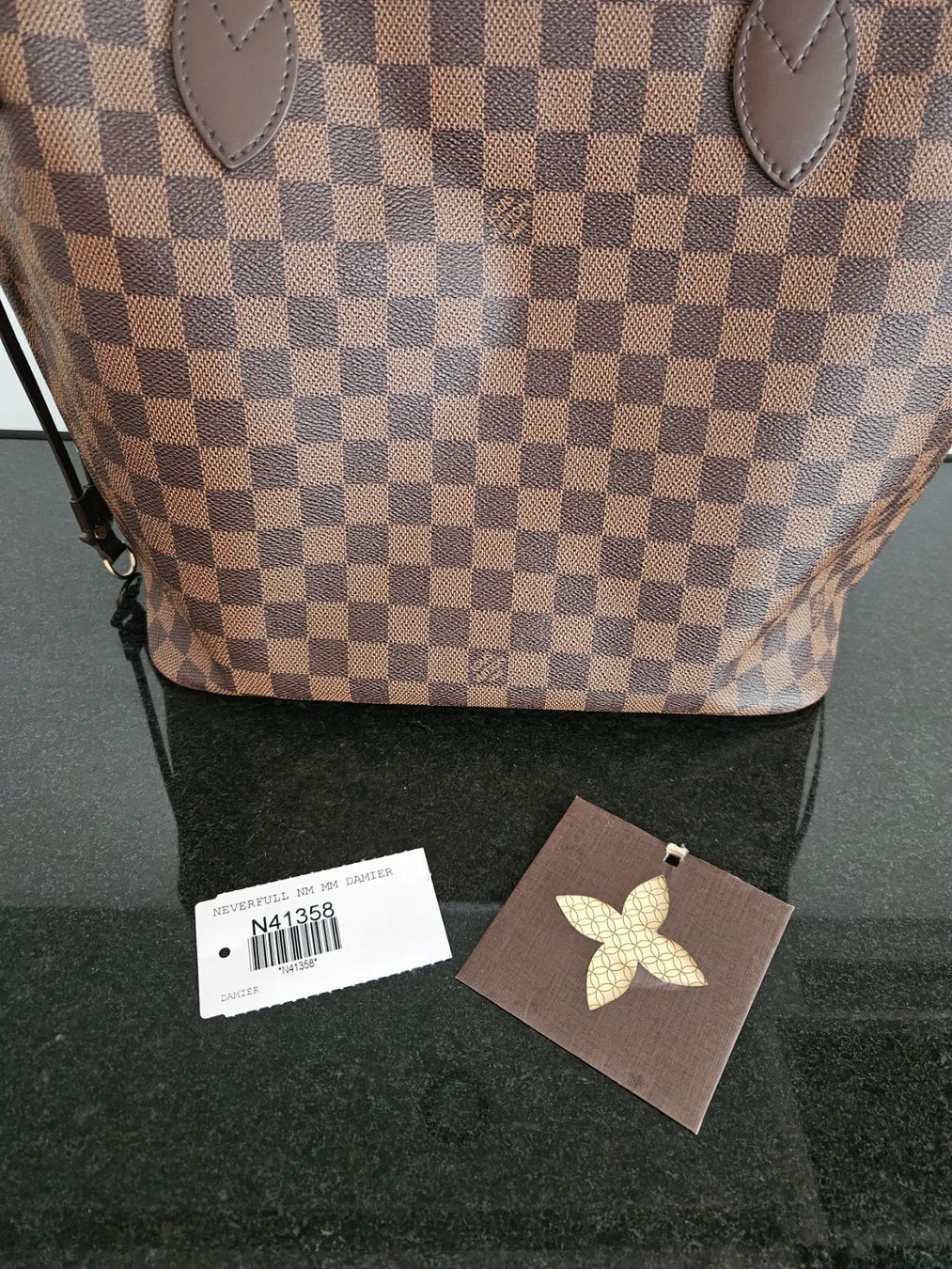 Louis Vuitton Taschen für Damen: Louis Vuitton Neverfull MM Damier Ebene – Gebraucht aus Luzern von miletas89 6